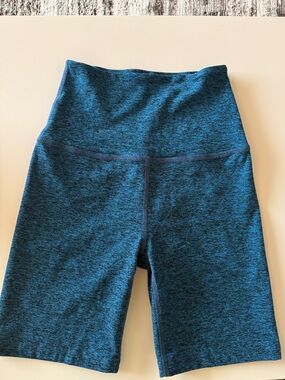 Beyond Yoga Biker Shorts Size Small